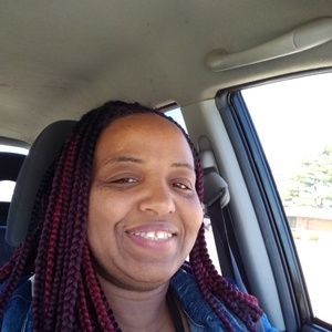 Meet your Posher, Michele